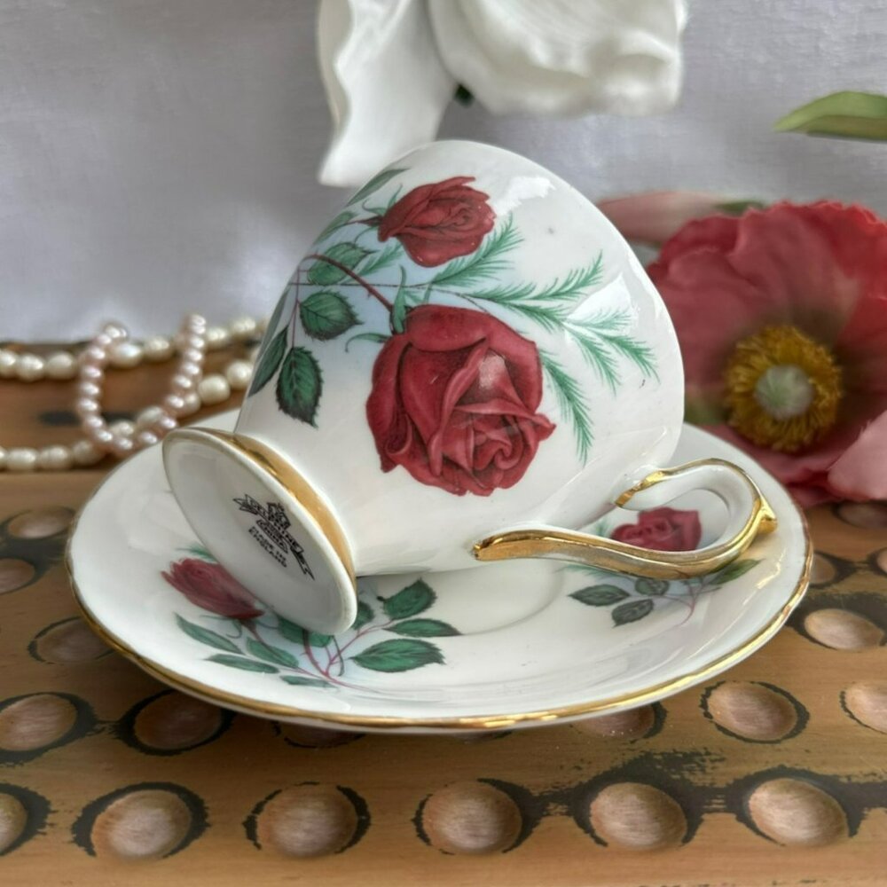 Delphine Bone China Tea Cup & Saucer Set With Red Rose Design Made In England